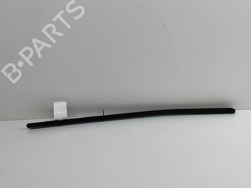 Dørlist TESLA MODEL Y (5YJY) EV Performance All-wheel Drive (462 hp) 28559497