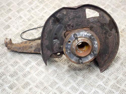 Used Right front steering knuckle LAND ROVER DISCOVERY III (L319) 2.7 TD 4x4 (190 hp) 29391155