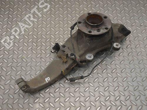 Used Right front steering knuckle BMW 6 Coupe (F13) 640 d (313 hp) 30268345