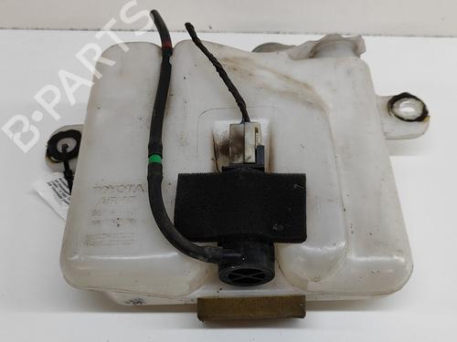 Windscreen washer tank TOYOTA LAND CRUISER 90 (_J9_) 3.0 TD (KZJ90_, KZJ95_, KZJ90R, KZJ95R, KZJ90W, KZJ95W) | BP25912785C113 