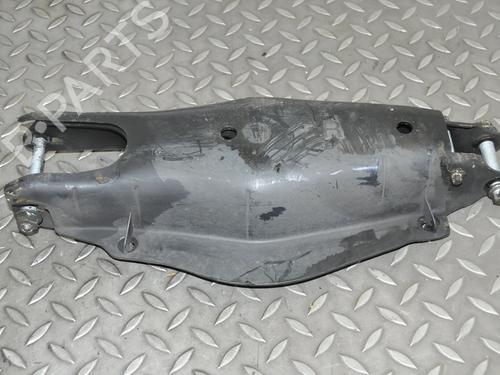 Used Right rear suspension arm MERCEDES-BENZ C-CLASS (W205) C 250 BlueTEC / d (205.008, 205.006) (204 hp) 30242913