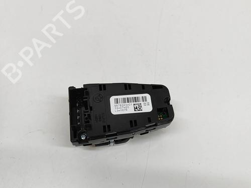 Right rear window switch BMW 8 Gran Coupe (G16, F93) 840 i | BP33371996I28 - Image 2
