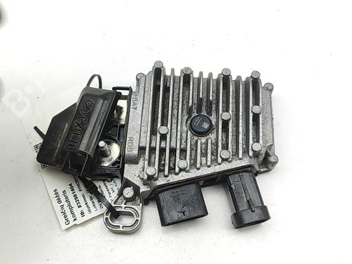 Calculateur de boîte de vitesses PEUGEOT 3008 II SUV (MC_, MR_, MJ_, M4_) Hybrid 180 (M4DGLU) (179 hp) 30178394