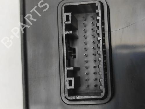 Switch KIA SPORTAGE V (NQ5) 1.6 T-GDi Hybrid AWD | BP31246706I30  - Image 8