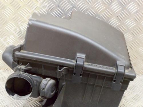 Used Air filter box VOLVO S80 I (184) 2.4 (140 hp) 10187240