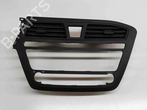 Used Air vent HYUNDAI i20 II (GB, IB) 1.2 (84 hp) 24583542