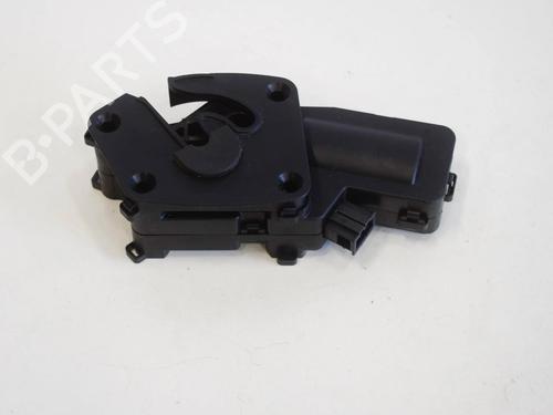 Used Tailgate lock SKODA SUPERB II (3T4) 2.0 TDI (170 hp) 6765038