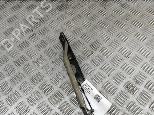 hingedoor-check-strap-porsche-911-996-1997-1998-1999-2000-2001-2002-2003-2004-2005-27933835 main image