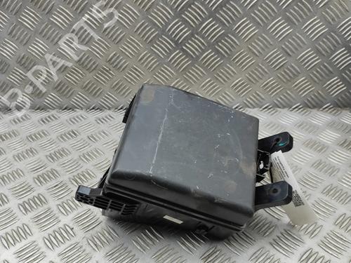 Used Fuse box KIA SPORTAGE III (SL) 1.7 CRDi (116 hp) 30596212