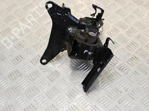 Used Gearbox mount TOYOTA YARIS (_P13_) 1.5 Hybrid (NHP130_) (101 hp) 8840649