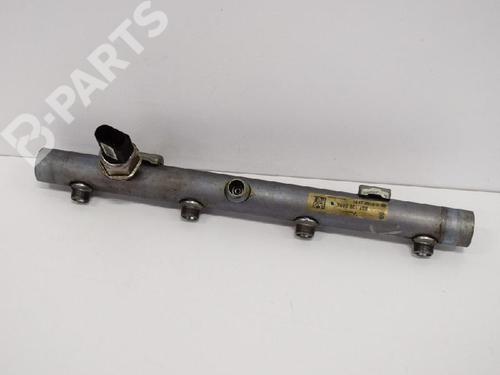 Used Injection rail AUDI Q7 (4LB) 4.2 TDI quattro (326 hp) 6718799