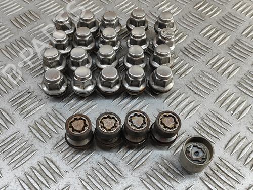 BP28676707O1 main image