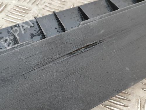 Højre sidekjole TESLA MODEL Y (5YJY) EV Performance All-wheel Drive | BP31748560C114 