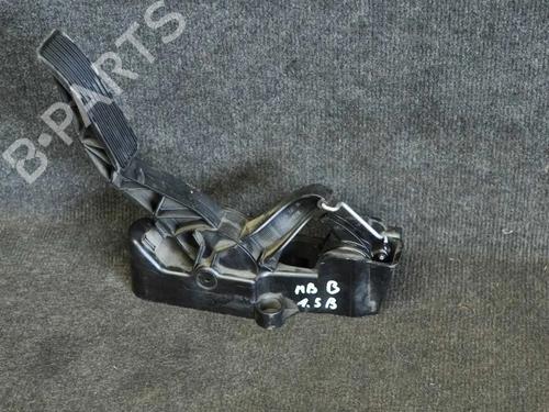 Pedal Pedal MERCEDES-BENZ B-CLASS Sports Tourer (W245) B 150 (245.231) (95 hp) 6727328 6727328