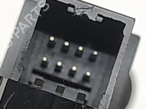 Switch VOLVO V60 II (225) B6 Mild-Hybrid AWD | BP31748643I30 