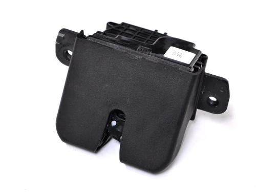 Used Tailgate lock KIA SPORTAGE IV (QL, QLE) 1.7 CRDi (141 hp) 30266885