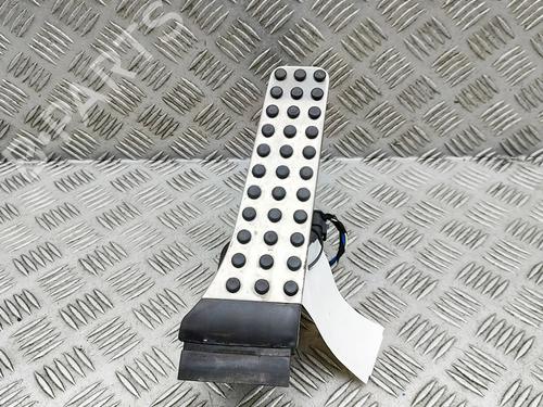 Pedal für MERCEDES-BENZ E-CLASS Coupe (C238) E 220 d (238.314) (194 hp) 31748678