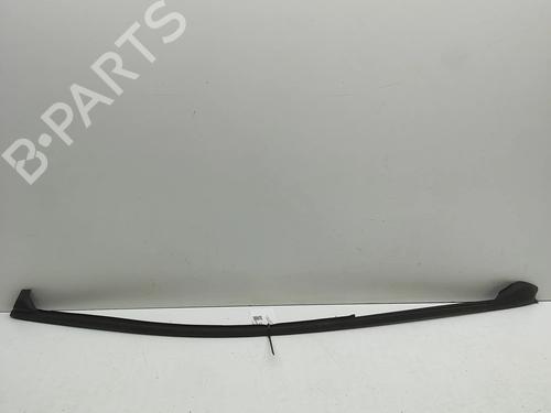 Used Door moulding trim Door moulding trim PORSCHE PANAMERA (971) 2.9 4 E-Hybrid (97ABE1, 97BBE1, 97ABX1) (462 hp) 33624786 33624786