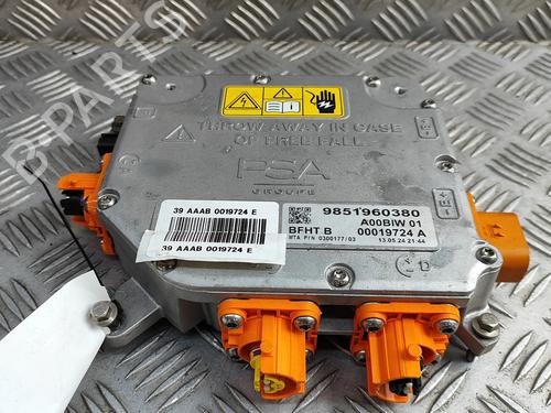 Used Inverter/Converter Inverter/Converter PEUGEOT 3008 III (KA_, KB_, KC_) e-210 (KCZKZX) (213 hp) 28676237 28676237