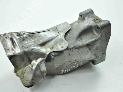 Używane Wspornik / Uchwyt MERCEDES-BENZ SPRINTER 3-t Bus (B906) 213 CDI (906.711, 906.713) (129 hp) 30241186