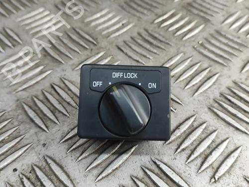 Used Switch NISSAN PATROL GR V Wagon (Y61) 3.0 DTi (158 hp) 27532120