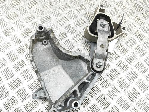 Engine mount MERCEDES-BENZ CLA Coupe (C117) CLA 180 (117.342) | BP31339190M89