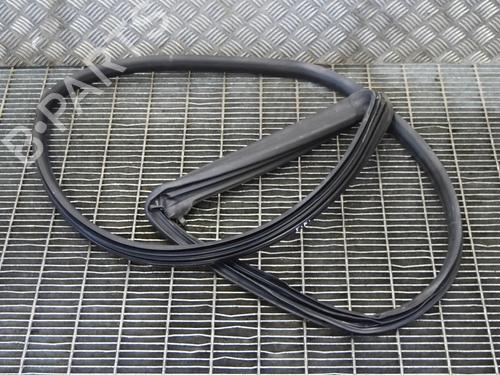 Used Rubber door seal MASERATI GHIBLI III (M157) 3.0 S Q4 (409 hp) 28045678