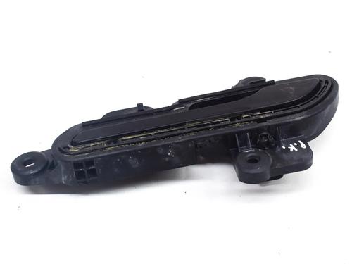 front-left-exterior-door-handle-tesla-model-3-5yj3-2017-27758968 main image