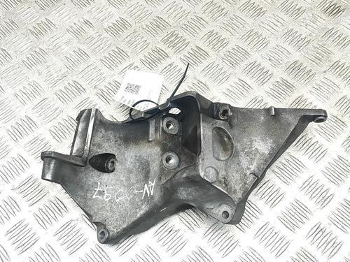 Used Support Support OPEL VIVARO A Bus (X83) 2.0 CDTI (F7, J7, A07) (90 hp) 33549847 33549847