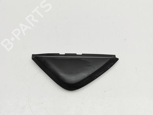 Used Front left wheel arch trim OPEL VIVARO B Van (X82) 1.6 CDTI (05) (125 hp) 30323970