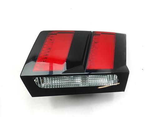 Used Right tailgate light Right tailgate light PEUGEOT 3008 II SUV (MC_, MR_, MJ_, M4_) Hybrid 180 (M4DGLU) (179 hp) 30178426 30178426