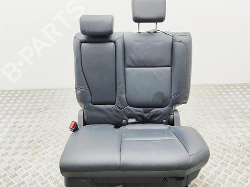 Siège arrière MITSUBISHI OUTLANDER III (GG_W, GF_W, ZJ, ZL, ZK) 2.4 Hybrid 4WD (GG3W) (208 hp) 31902834
