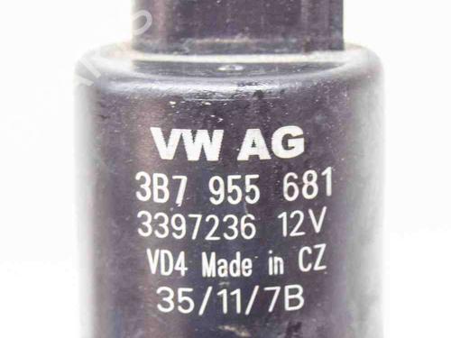 Washer pump AUDI Q5 (8RB) 2.0 TDI quattro | BP14617729E24 