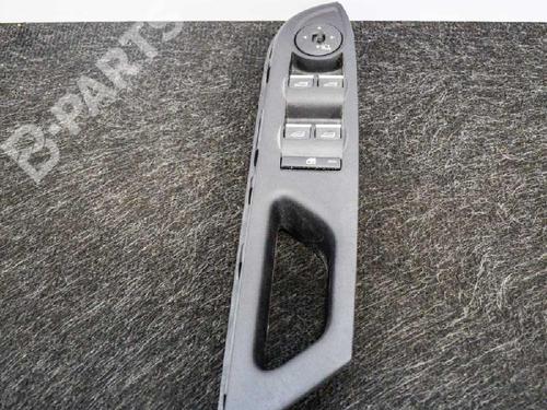 Used Right front window switch Right front window switch FORD B-MAX (JK) 1.4 (90 hp) 6743058 6743058