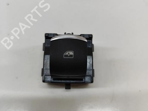 left-rear-window-switch-alfa-romeo-stelvio-949_-2016-28434935 main image