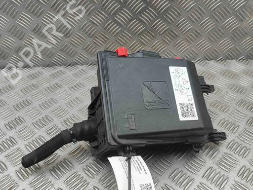 Used Fuse box Fuse box CITROËN C5 AIRCROSS (A_) 1.6 Hybrid 225 (A45GFR) (224 hp) 33375061 33375061