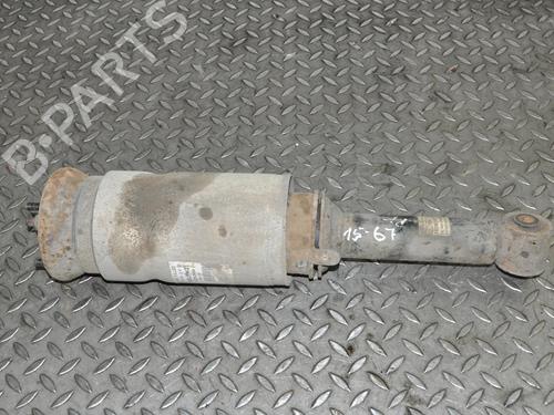 Used Left rear shock absorber Left rear shock absorber LAND ROVER DISCOVERY III (L319) 2.7 TD 4x4 (190 hp) 30826257 30826257