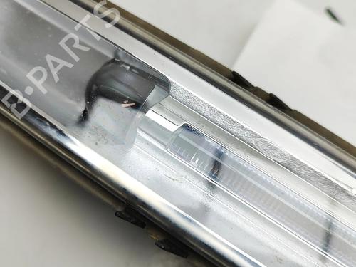 Right front fog light LAND ROVER DISCOVERY V (L462) 3.0 D 4x4 | BP33882991C31 - Image 6