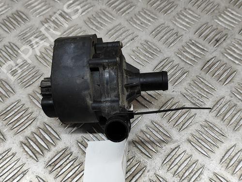 Used Auxiliary water pump TESLA MODEL X (5YJX) 90D AWD (525 hp) 16945246