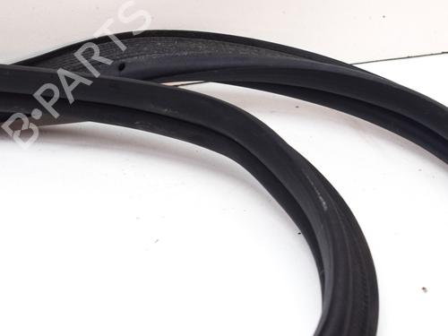 Rubber door seal OPEL MOKKA 1.2 (76) | BP27759183C142 