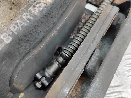 Right front brake caliper VW CRAFTER Van (SY_, SX_) 2.0 TDI FWD (SYB, SYC, SYD) | BP30937563M104