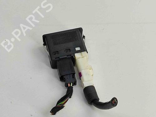 Used Electronic module BMW 6 Convertible (F12) 650 i xDrive (449 hp) 24820503