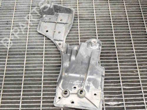 Protección inferior TOYOTA PRIUS (_W3_) 1.8 Hybrid (ZVW3_) | BP14613067M92