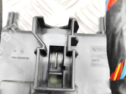 Fuse box VOLVO XC60 II (246) D4 | BP37076942E1 - Image 6