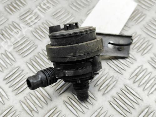 Pompe de circulation d'eau BMW X1 (F48) xDrive 25 e Plug-in-Hybrid (220 hp) 32345061