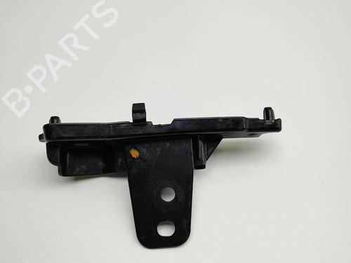 Used Front bumper bracket Front bumper bracket BMW X5 (G05, F95) xDrive 45 e Plug-in Hybrid (394 hp) 36358537 36358537