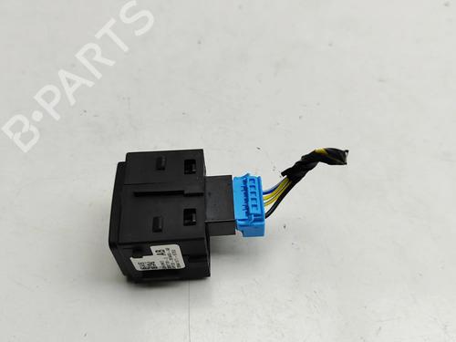 Switch LAND ROVER DISCOVERY V (L462) D300 MHEV 4x4 | BP32459292I30