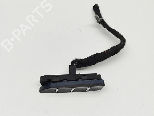 Used Switch Switch CADILLAC ESCALADE 6.2 AWD (426 hp) 33377821 33377821