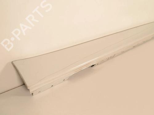 Right sideskirt BMW 3 (F30, F80) 330 d | BP30222619C114