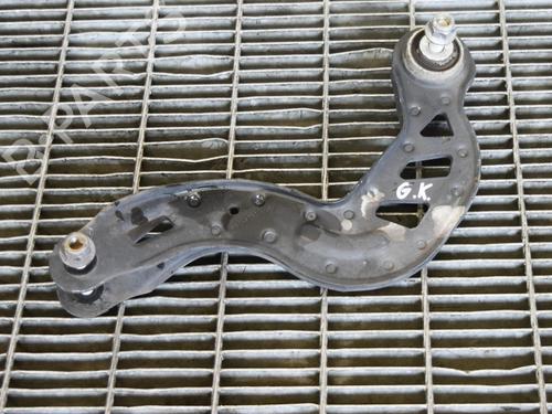 Venstre bak bærearm MERCEDES-BENZ A-CLASS (W176) A 180 CDI / d (176.012) (109 hp) 6864311